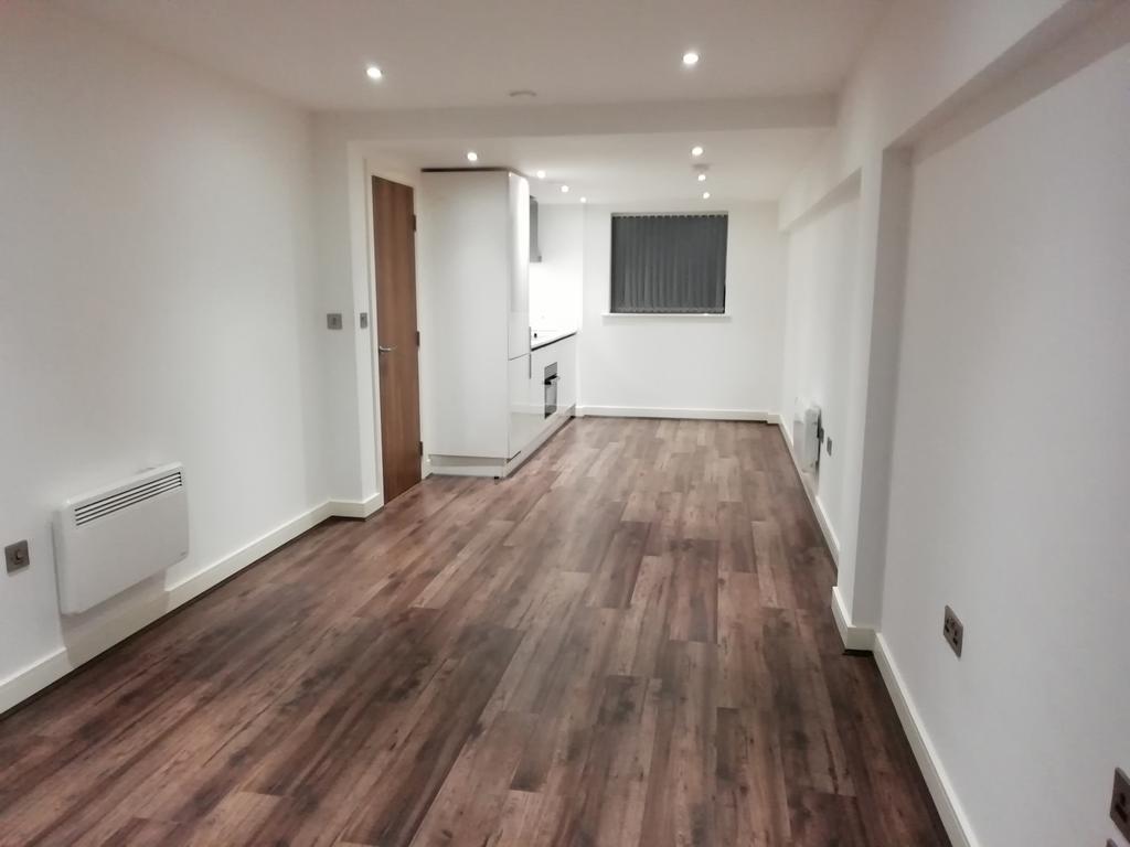 1 Bedroom Apartment Available To Let