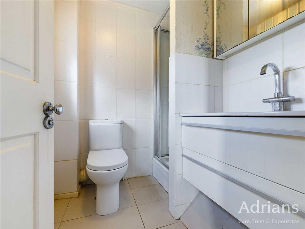 En suite shower room