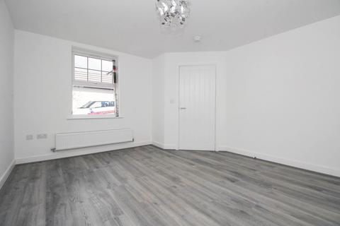 3 bedroom detached house to rent, Dunraven Close, Cowbridge CF71 7FG
