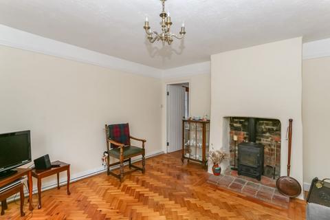 Trincomalee The Street, Motcombe, Shaftesbury, SP7 9PF