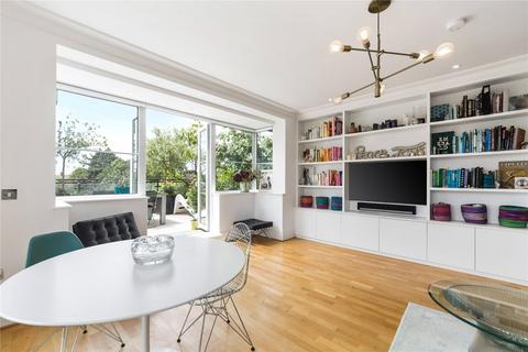 2 bedroom apartment to rent, Melliss Avenue, Richmond, TW9