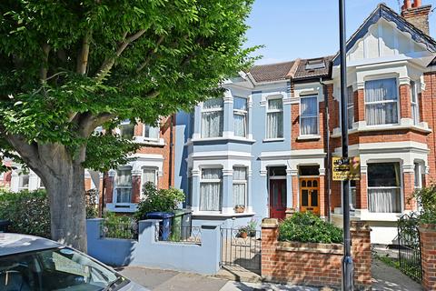 18 Regina Terrace, London, W13 9HY