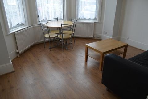 1 bedroom flat to rent, Palmerston Road, Wood Green