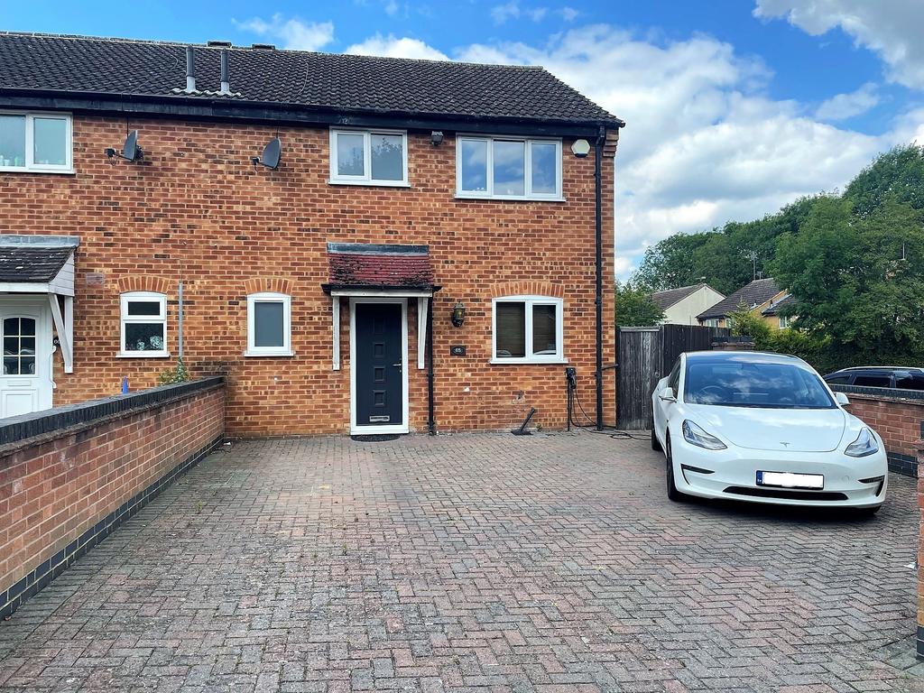 Malham Way, Oadby 3 bed semidetached house £290,000