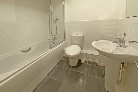 43 Fleming Way, Exeter, EX2 4TP