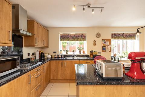 2 Bryn Derlwyn, Bridgend, CF31 5EN