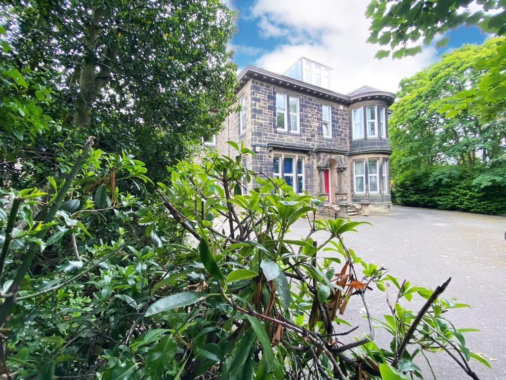 Marjoribanks Street, Bathgate 3 bed apartment £194,000