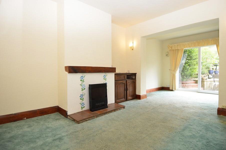 Kingsley Wood Road,Rugeley,WS15 2UF 3 bed semidetached house £320,000