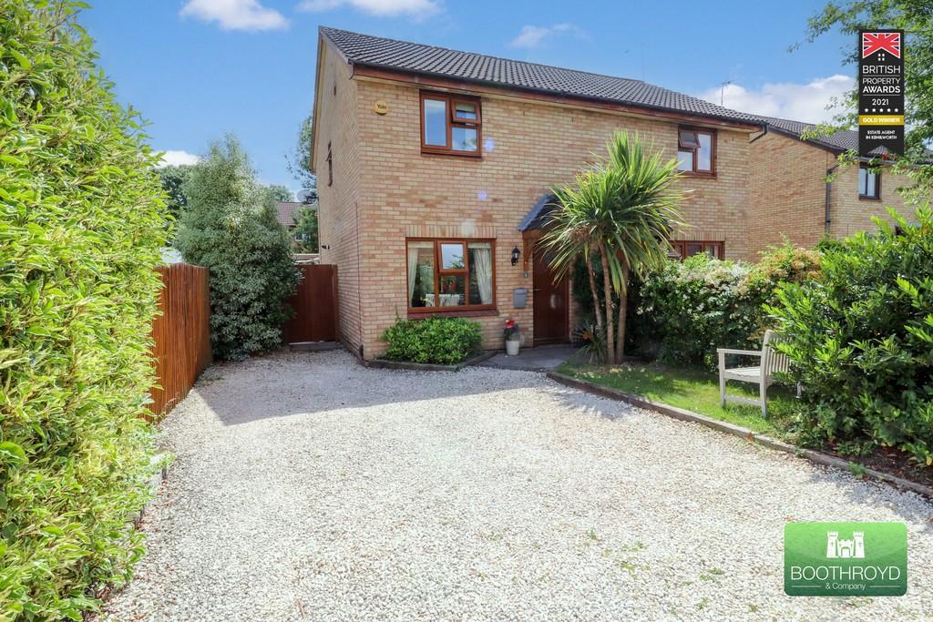 Turton Way, Kenilworth 3 bed semidetached house £345,000