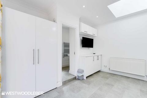 undefined, London Road, Hertford SG13