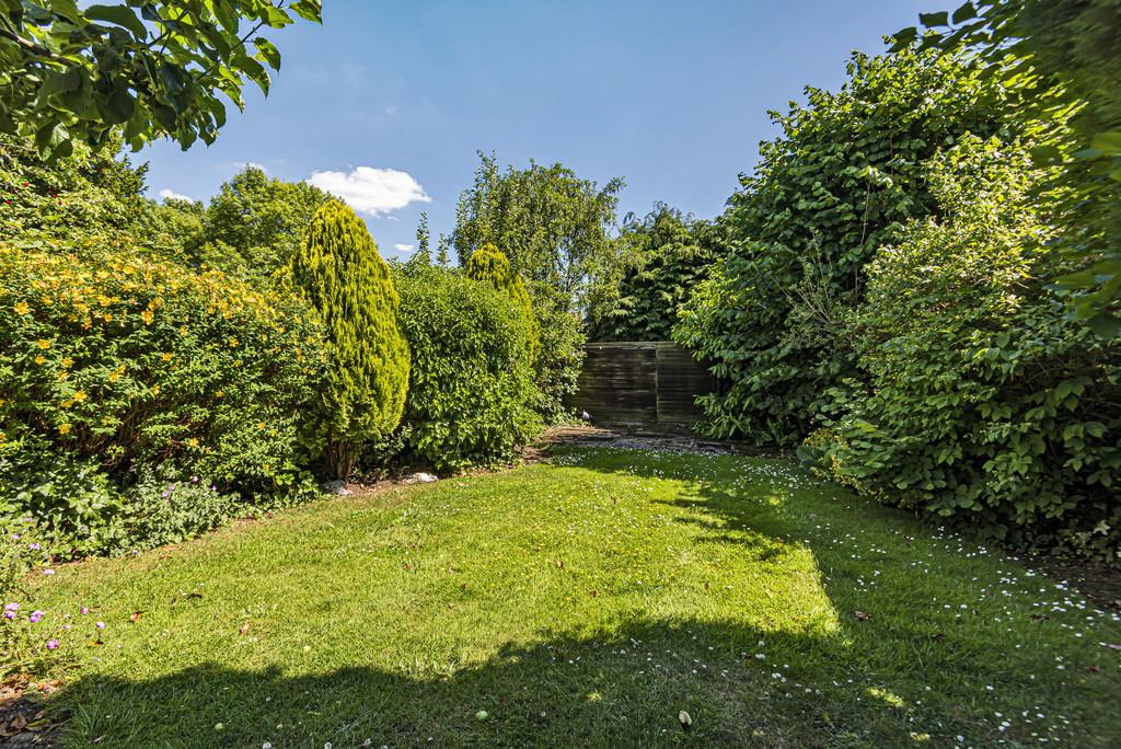 Bulwer Road, 2 bed £525,000