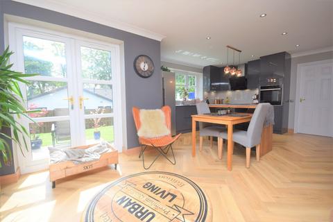 13 Larghan View, Coupar Angus, Blairgowrie, PH13 9FH