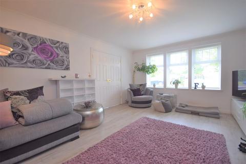 13 Larghan View, Coupar Angus, Blairgowrie, PH13 9FH