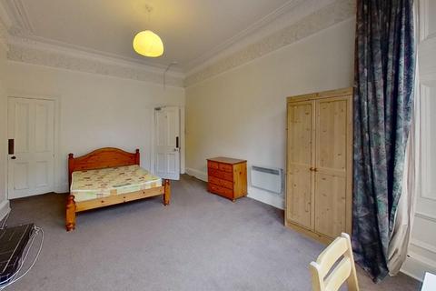 3 bedroom flat to rent, Arden Street, Marchmont, Edinburgh, EH9