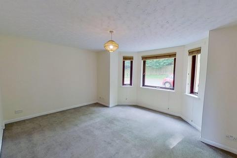 2 bedroom flat to rent, Park Gardens, Musselburgh, EH21