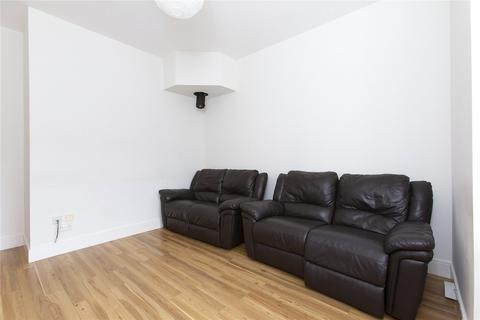 4 bedroom flat to rent, (Flat 1) Gilmore Place, Edinburgh, EH3