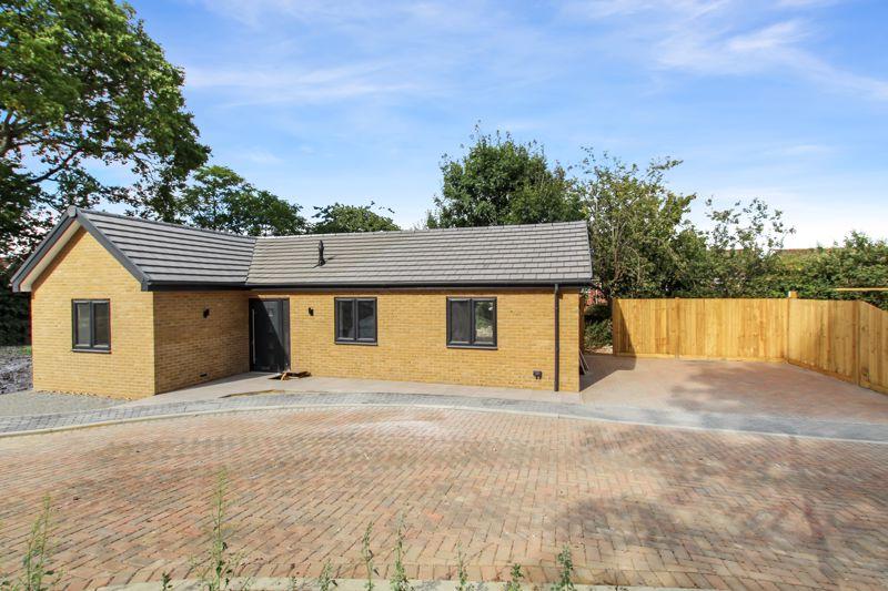 Sisters Close, Bexley 2 bed detached bungalow for sale £590,000