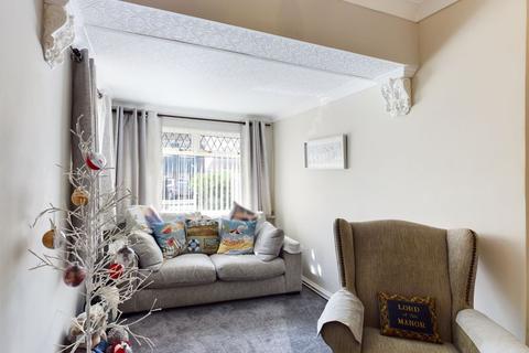 4 bedroom semi-detached house for sale - Barnwood Crescent Michaelston Cardiff CF5 4TA