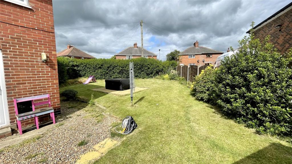 Strafford Street, Darton, Barnsley, S75 3 bed semidetached house £