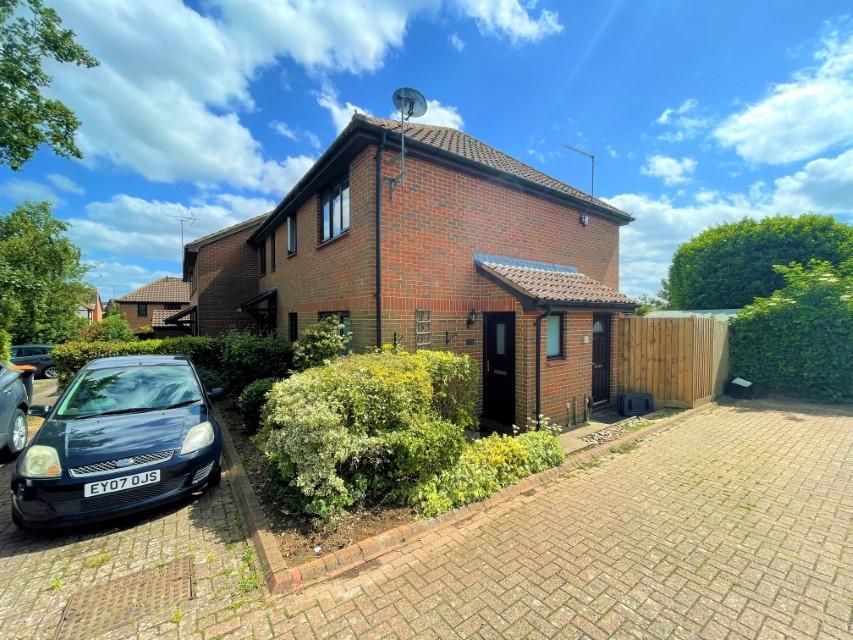 Bryant Way, Toddington, Beds, LU5 6EY 1 bed house £725 pcm (£167 pw)