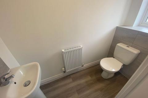 2 bedroom house to rent, Sandpiper Road, Chichester