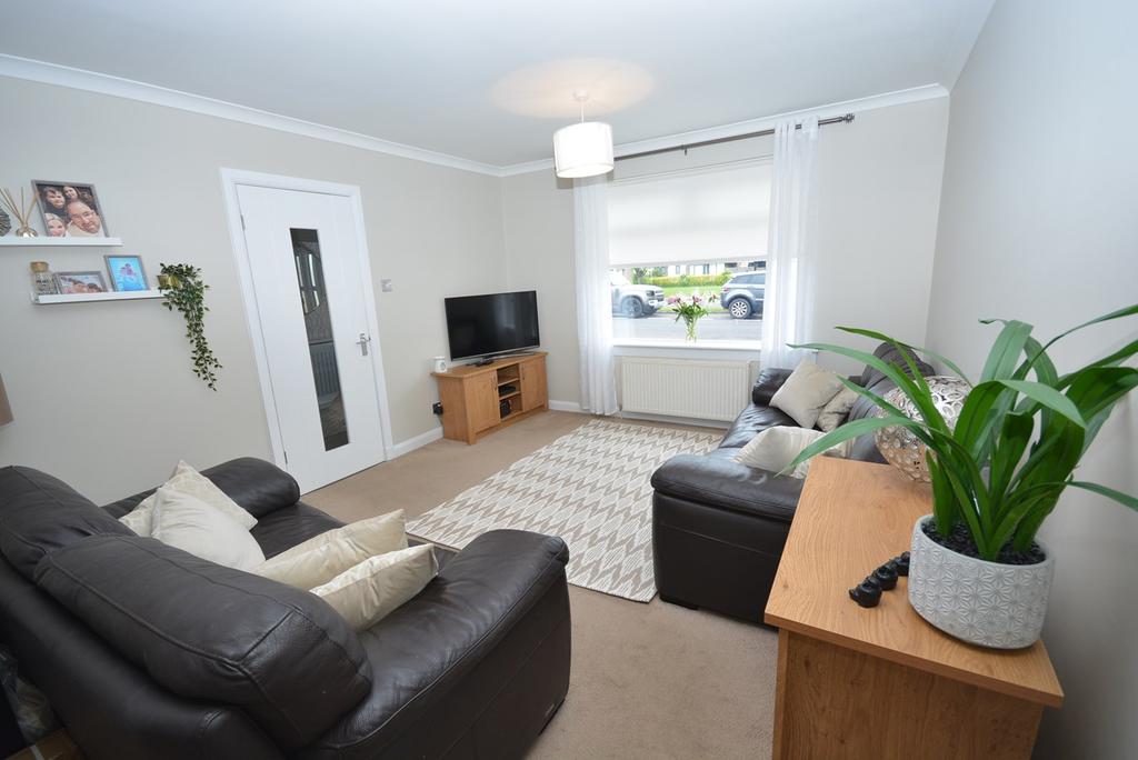 Cameron Drive, Kilmarnock, KA3 3 bed terraced house £89,995