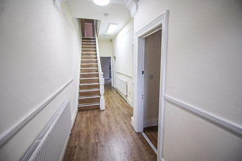 5 bedroom terraced house for sale - Knowsley Street, Bury
