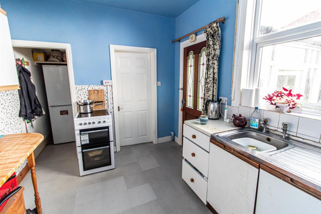Beech Avenue, Mapperley, Nottingham 1 bed flat £130,000