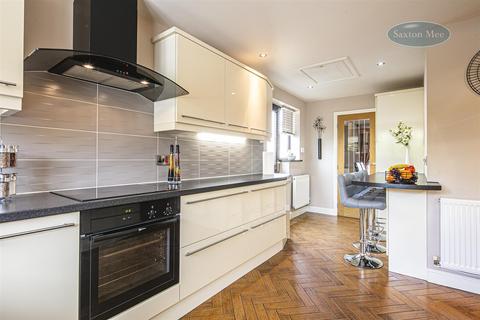 84 Towngate Road, Worrall, Sheffield, S35 0AR
