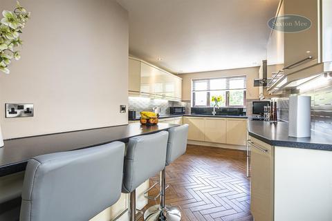 84 Towngate Road, Worrall, Sheffield, S35 0AR