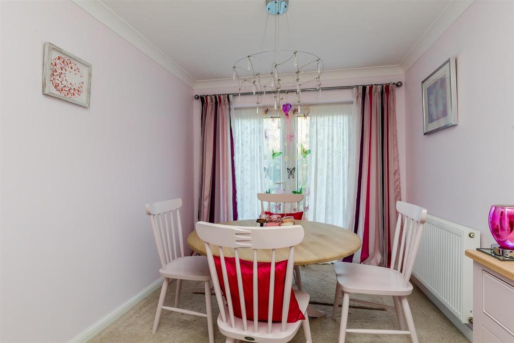 Living/Dining Room