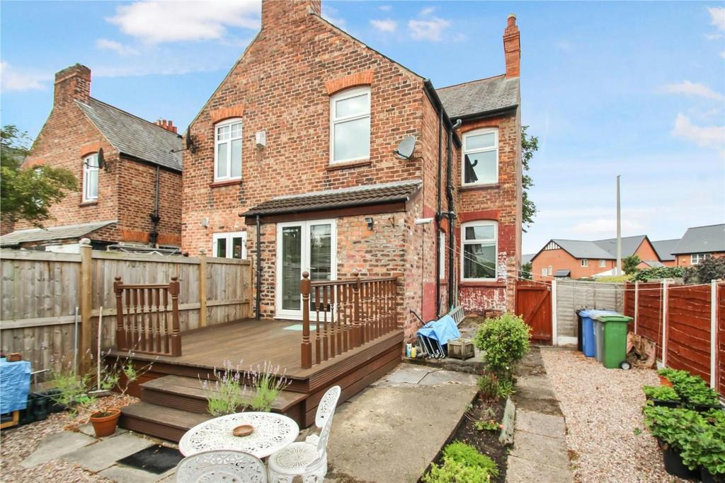 Rear Courtyard