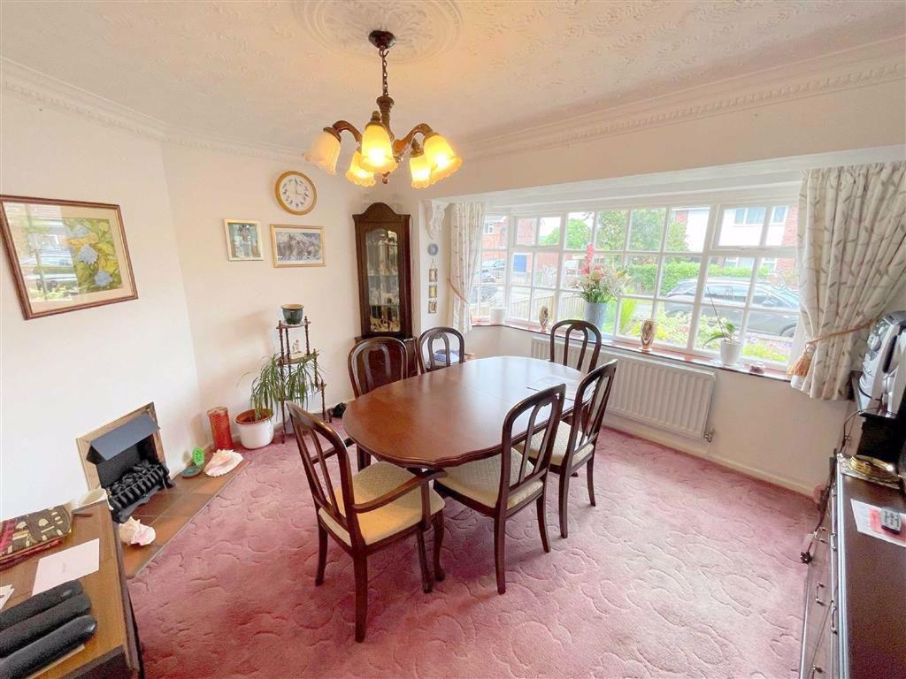 Haregate Road, Leek 3 bed end of terrace house £179,950