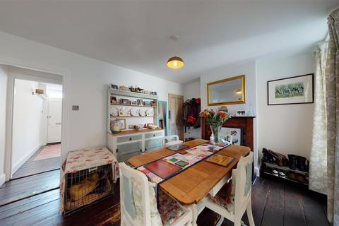 61 Albert Street, Whitstable, CT5 1HT