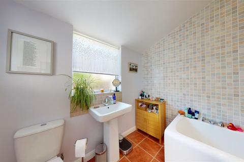 61 Albert Street, Whitstable, CT5 1HT