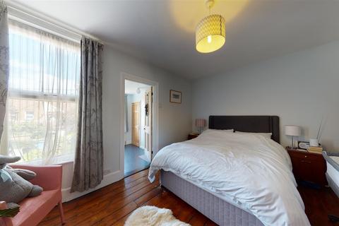 61 Albert Street, Whitstable, CT5 1HT