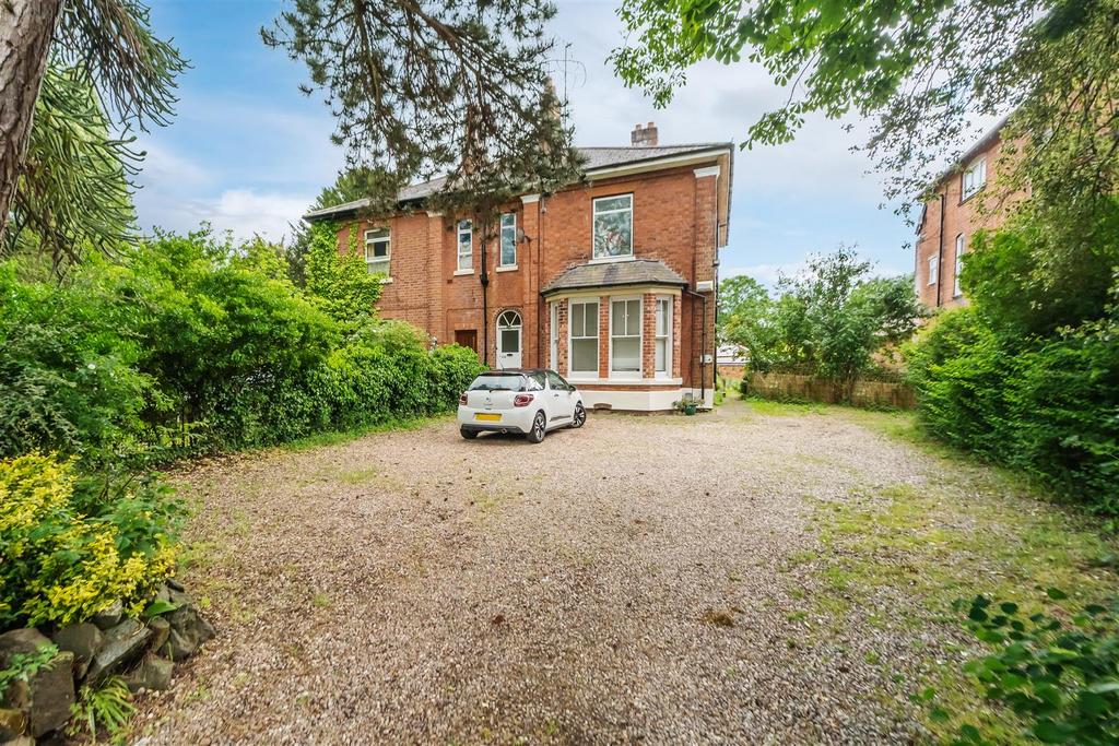 Flat 1, 215 Tettenhall Road... 2 bed apartment £120,000