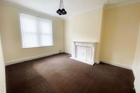 4 bedroom apartment for sale - Coach Road, Wallsend, Tyne & Wear, NE28
