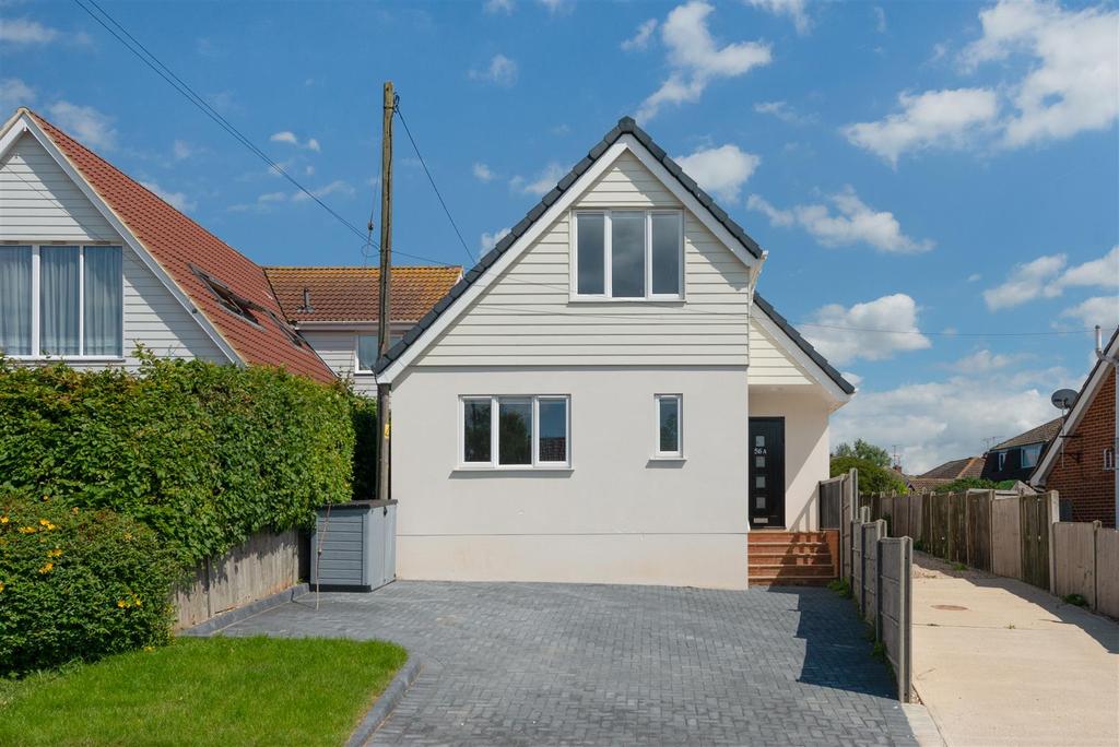 Faversham Road, Seasalter, Whitstable 3 bed detached house for sale £