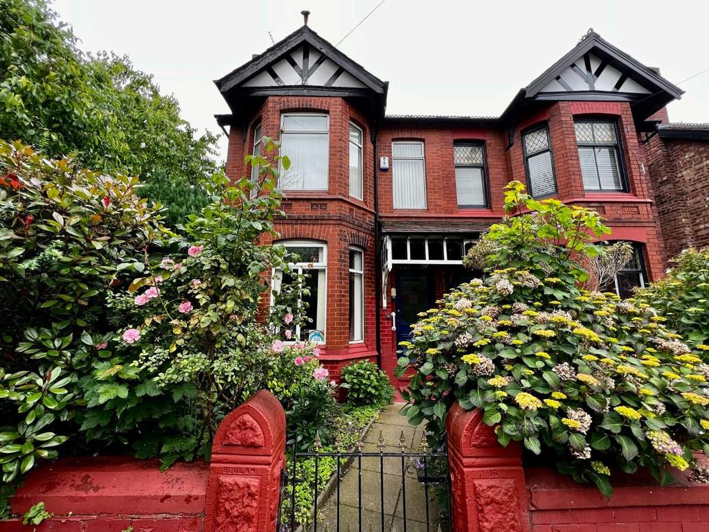 Totnes Road, Chorlton 4 bed semidetached house £550,000