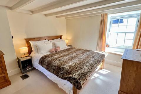 4 bedroom townhouse for sale - Little Street, Alderney