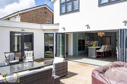 11 Pollards Close, Goffs Oak, Waltham Cross, EN7 5JP