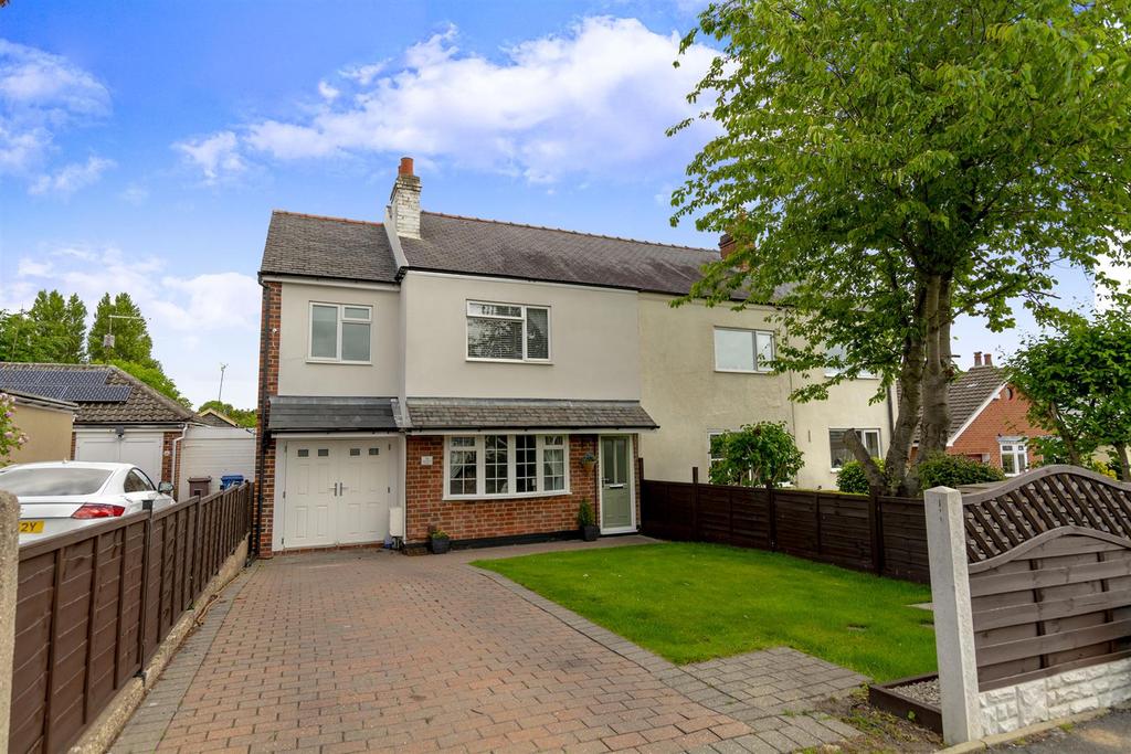 Springfield Avenue, Sandiacre 4 bed semidetached house for sale £349,950