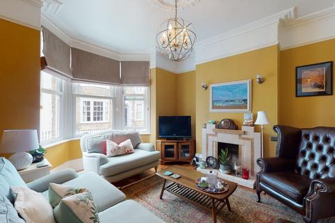 19 Abbots Hill, Ramsgate, CT11 8HN