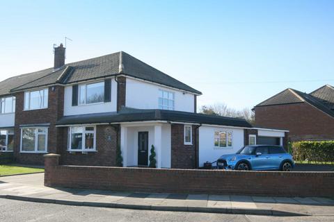 3 bedroom semi-detached house for sale, The Broadway, Tynemouth, Tyne And Wear, NE30