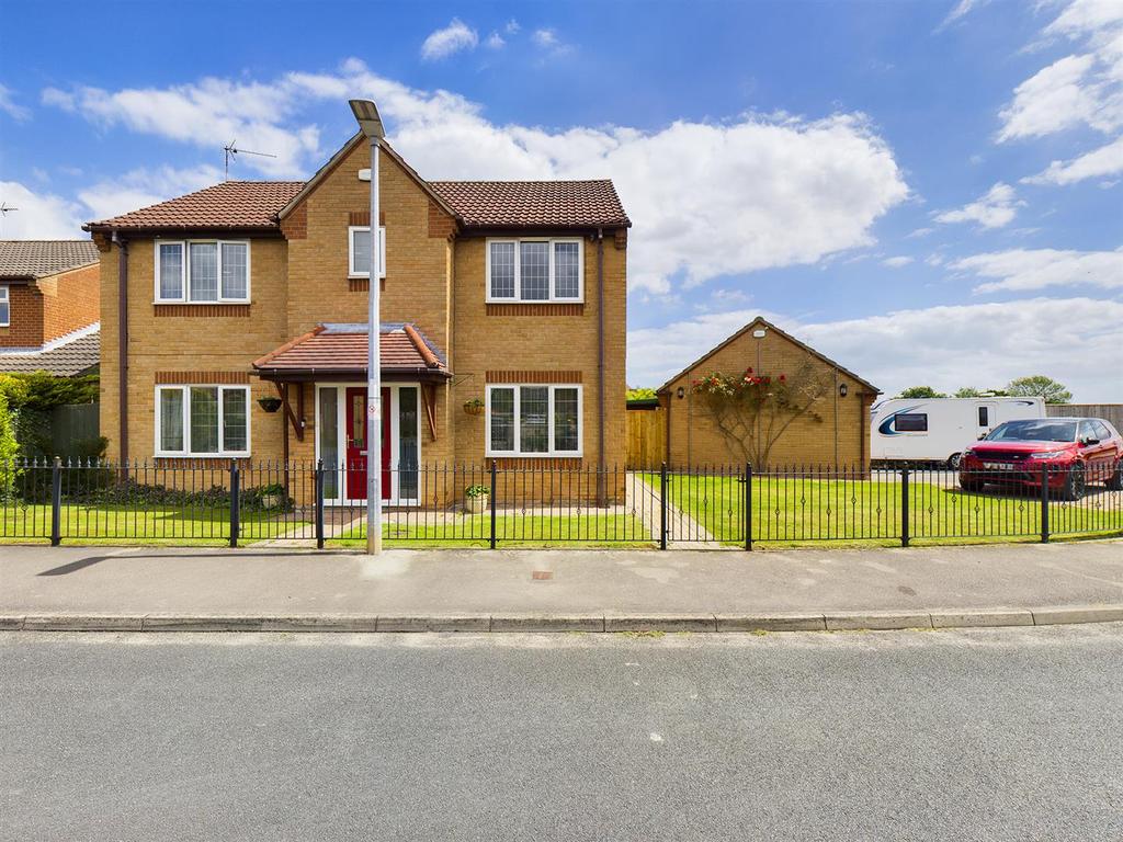 Deer Park Way, Beverley 4 bed detached house for sale £395,000