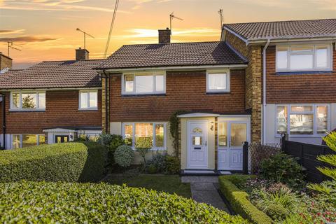 12 Lyne Way, Hemel Hempstead, HP1 3PL