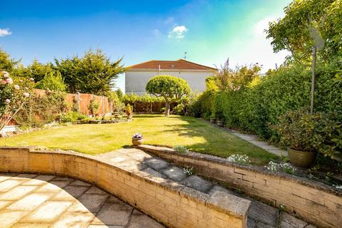 4 Baldocks Road, Theydon Bois, Epping, CM16 7EB