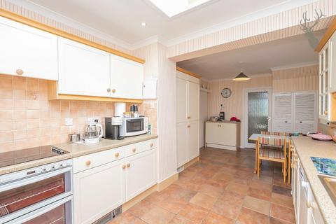 4 Baldocks Road, Theydon Bois, Epping, CM16 7EB