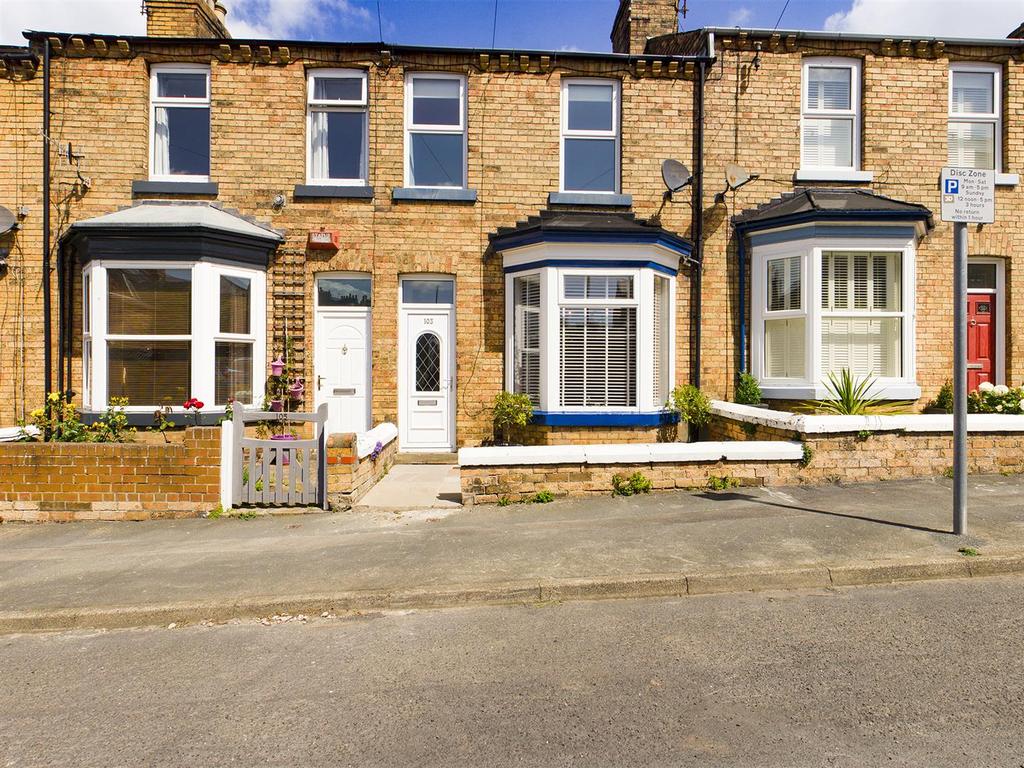 Garfield Road, Scarborough 2 bed terraced house £170,000